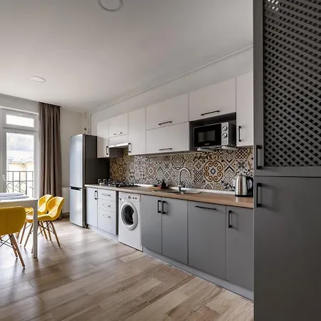 Aparts Kulisha Str Appartement *