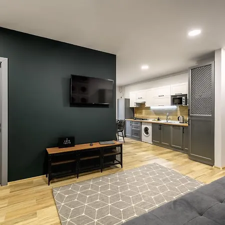 Aparts Kulisha Str Apartamento